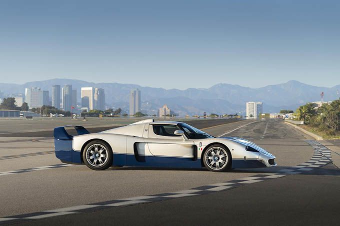 Maserati_MC12_Stradale