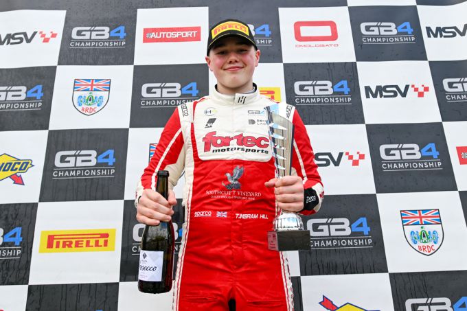 Thomas Ingram Hill keert terug naar Fortec Motorsports voor GB4-titelstrijd