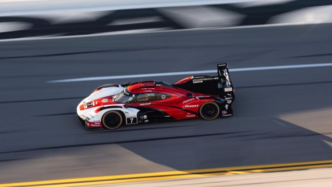 IMSA WeatherTech SportsCar Championship Daytona International Speedway Rolex 24 At Daytona foto Porsche Newsroom
